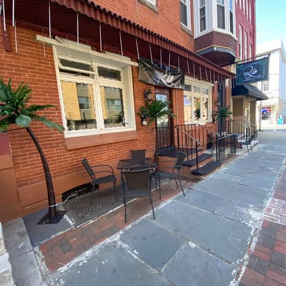 $10 for $20 at Vamos Al Rio