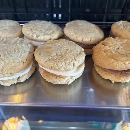 Pay $10 Get $20 at On The Bun