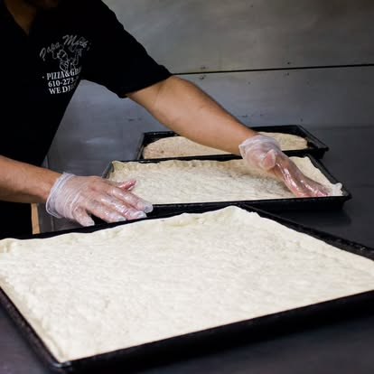 $10 for $20 at Papa Mark’s Pizza & Grill